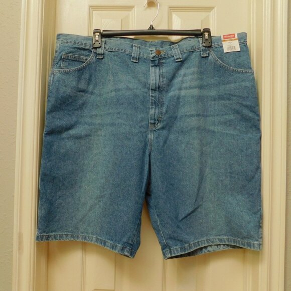 WRANGLER Mens Carpenter Denim Blue Light Wash Shorts Waist 46 NEW - Picture 1 of 4